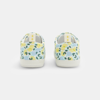 حذاء رياضي من القماش برسوم، باللون الأزرق لحديثي الولادة